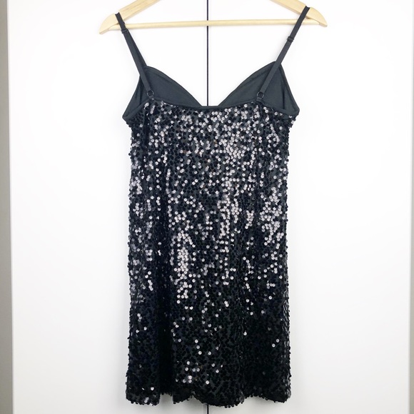 F21 Sequined Dress - Picture 5 of 8